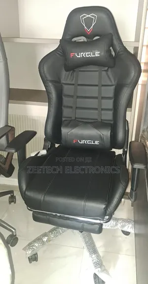Black Furgle Gaming Chair With Foot Rest