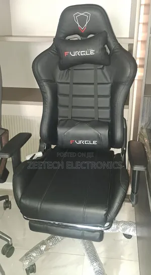 Black Furgle Gaming Chair With Foot Rest