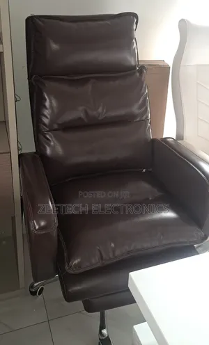 Executive Office High Back Chair With Leg Rest