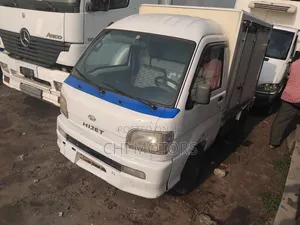 Suzuki Every 2010 White