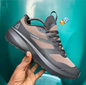 Reebok Gore Tex Black/Brown