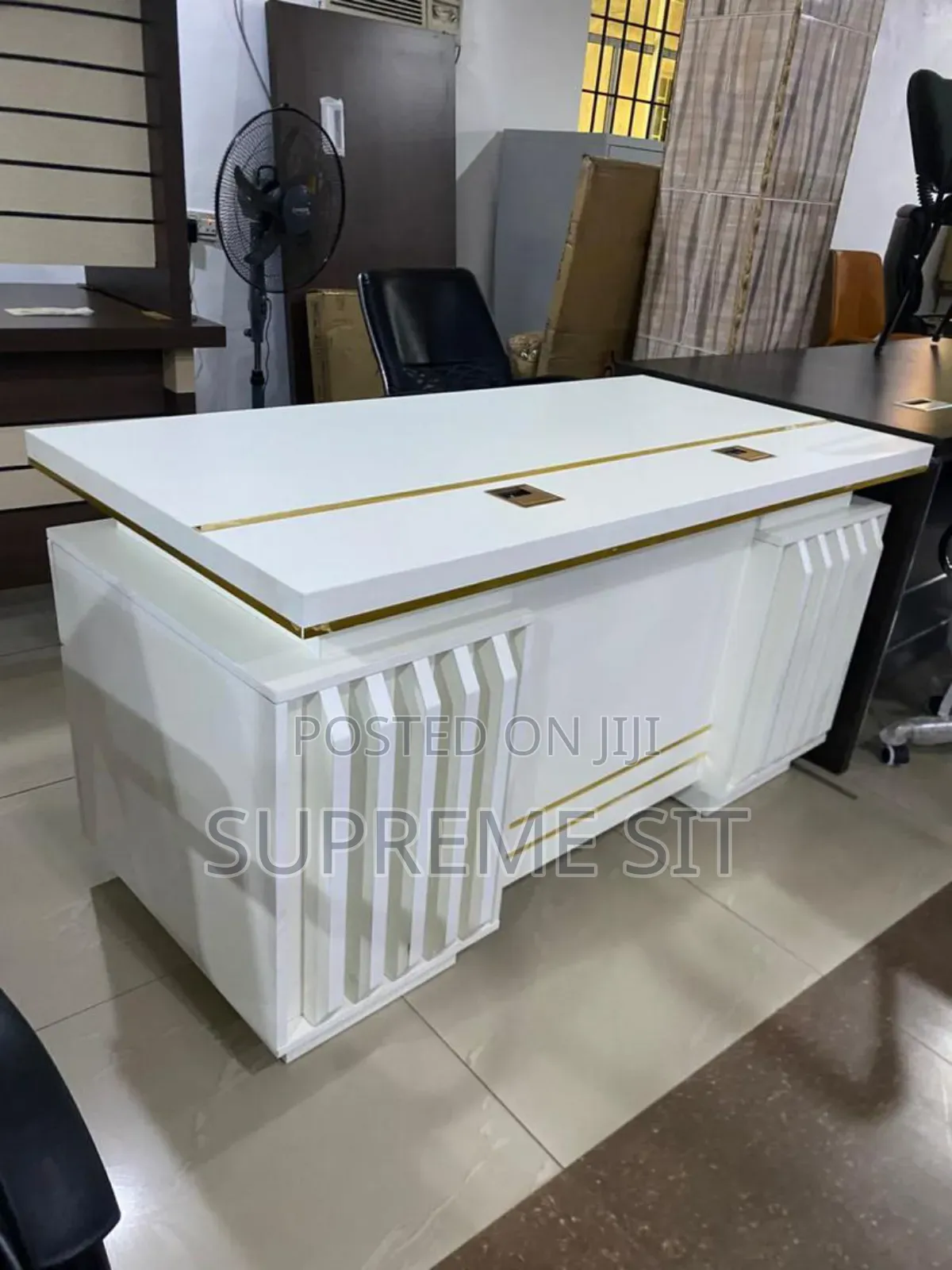 Unique Office Table 1.4meter