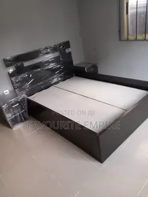 Neat Bedframe