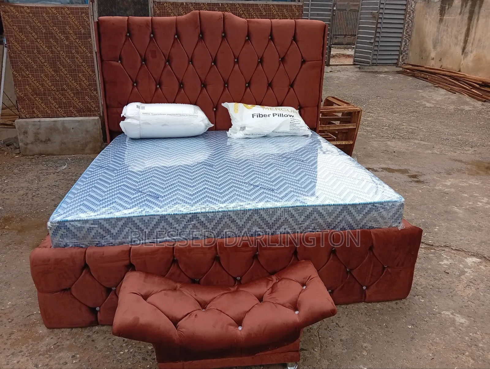 High Quality Brown 6/6 Bed Frame