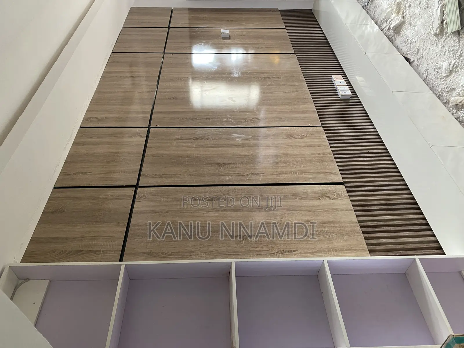 Wall Console With High Quality Designs and Materials