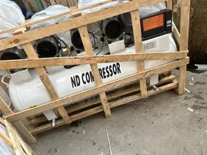 200l Oil-free Air Compressor. 3500w, 1400rpm, 8bar, 220v