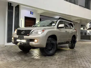 Lexus GX 460 Premium 2012 Gold