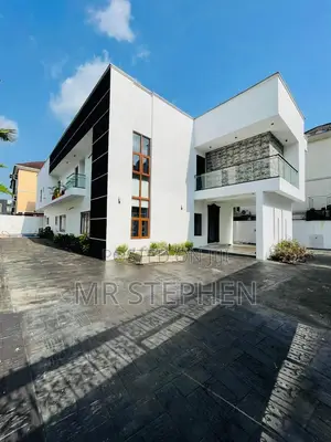 Stunning 6 Bedroom Fully Detached Duplex Plus Pool, Bq in Ikeja Gra