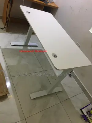 Electric Adjustable Gaming Office Table