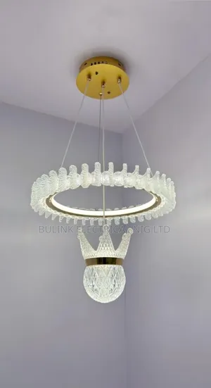 Small Dropping Chandelier