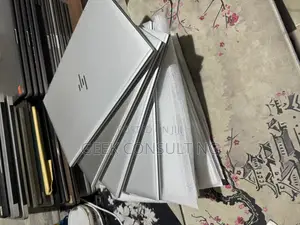 Laptop HP EliteBook 1040 G8 16GB Intel Core i7 SSD 512GB