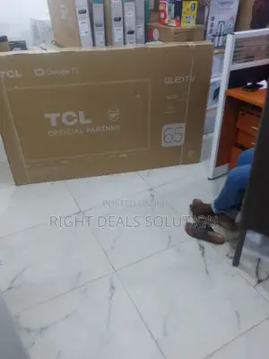 TCL 65" Qm7k Mini Led Qled: Anti-Glare Brilliance for Any Room
