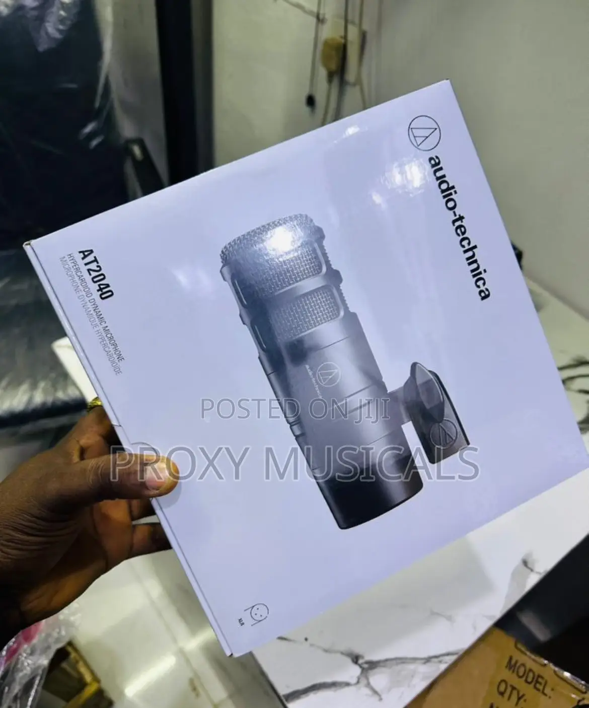 Audio Technica At2040 Studio Microphone