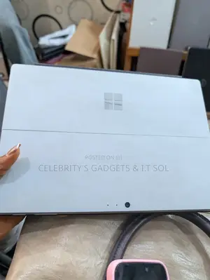 Laptop Microsoft Surface Pro 5 16GB Intel Core I5 eMMC 512GB