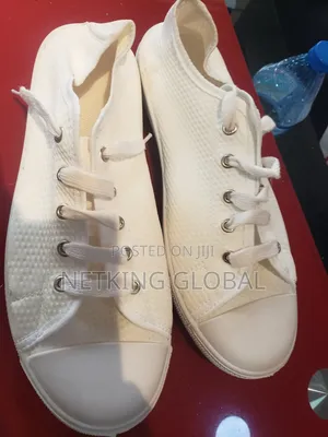 Classic Canvas Casual Sneakers