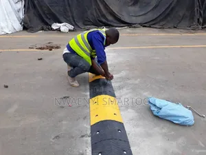 Safety Speed Bump (Road Bump)
