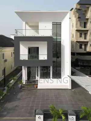 6bdrm Duplex in Ikota for sale