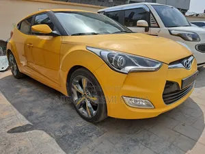 Hyundai Veloster 2011 Orange