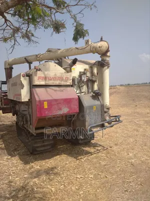 Fmworld Combine Harvester