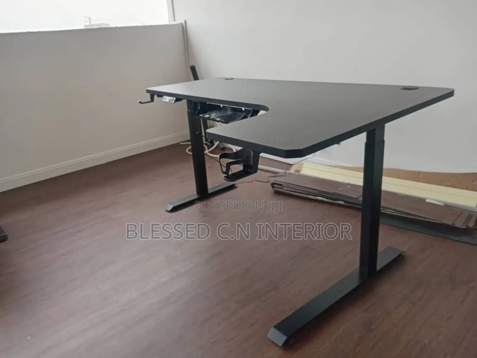 Electronic Adjustable Gaming Table
