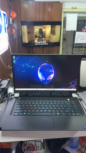 Laptop Alienware X15 r2 32GB Intel Core i9 SSD 2T