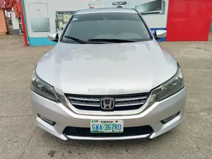 Honda Accord 2014 Gold