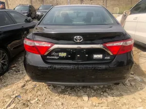 Toyota Camry SE 4dr Sedan (2.5L 4cyl 6A) 2017 Black