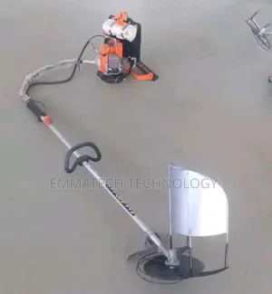 Rice Harvester Machine