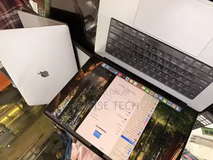 Laptop Apple MacBook Pro 2021 M1 32GB Apple M1 Pro SSD 512GB