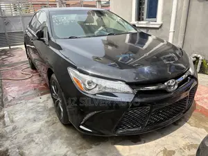 Toyota Camry XSE 4dr Sedan (2.5L 4cyl 6A) 2017 Black