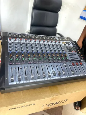 Powered Amplifier Mixer