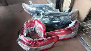 Headlamp and Back Light Camry 2010