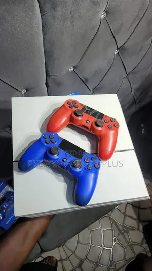 Uk Used Ps4 Limited Edition White With 2 Pads and 12games