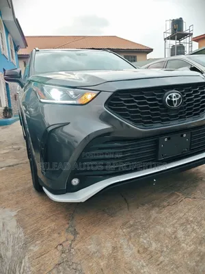 Toyota Highlander XSE FWD 2023 Gray