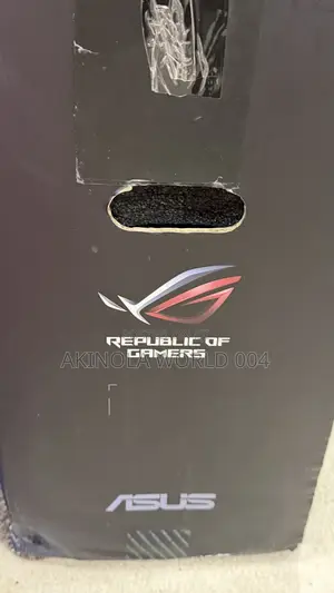 New Desktop Computer Asus ROG Strix GL12 8GB AMD Ryzen 5 SSD 256GB
