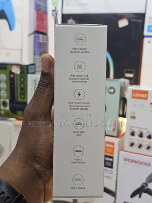 Xiaomi 18w 30000mah Power Bank – 3 Devices, Fast Charge, Usb-C