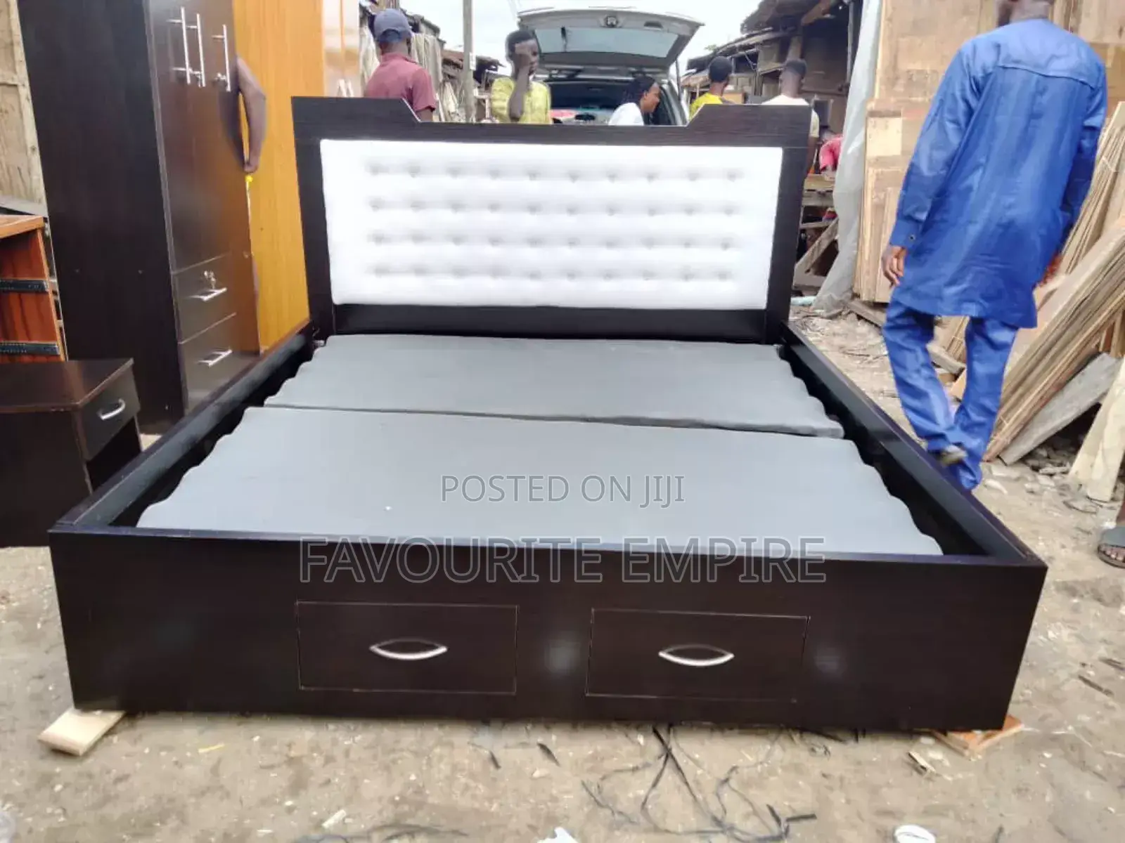 Fine Bedframe