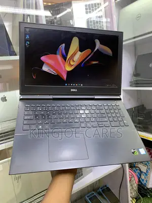 Laptop Dell Inspiron 15 7000 16GB Intel Core i5 HDD+SSD 1T