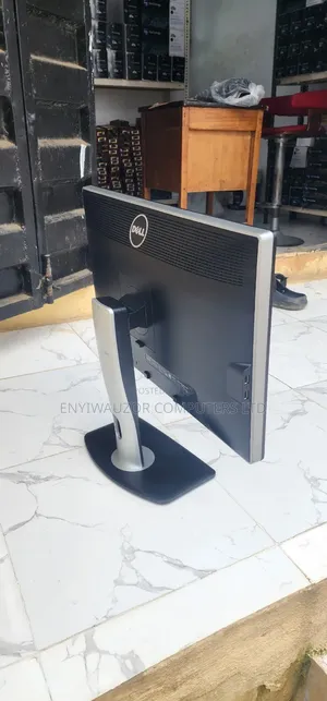 Dell Ultra Sharp U2412m