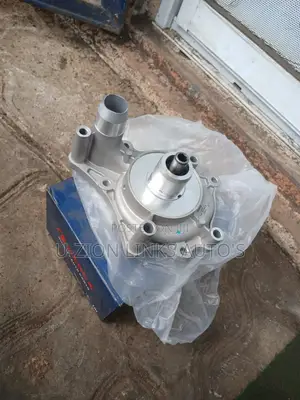 Engine Water Pump V8 4.2 Audi Q7 and Touareg 2008