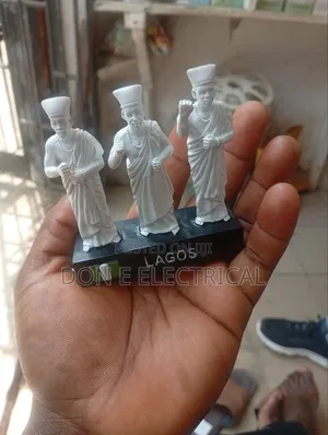Sculpture 3 Elders Aro Meta