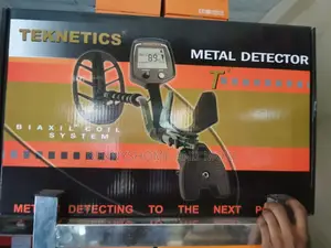 Teknetic Metal Detector