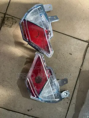 Back Bumper Reflector Rav4 2018