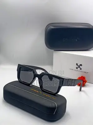 Eyes Glasses