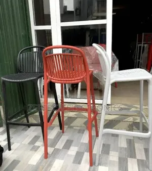 Molded Plastic Ergonomic Bar Stool