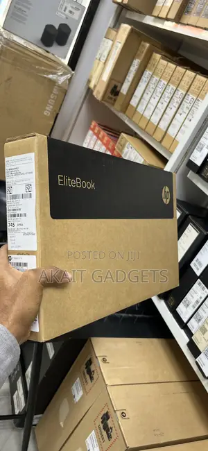 New Laptop 16GB Intel Core Ultra 7 SSD 512GB