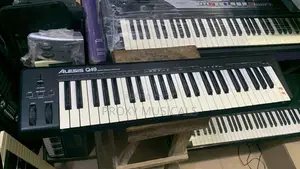 Alesis Q49 Midi Keyboard Controller