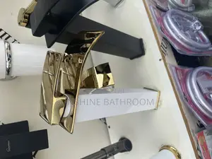 Long Basin Mixer