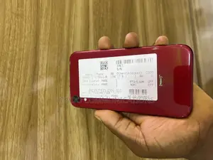 Apple iPhone XR 64 GB Red