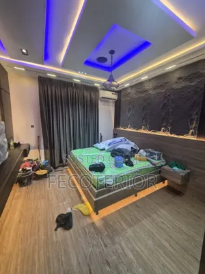 Laminate Flooring